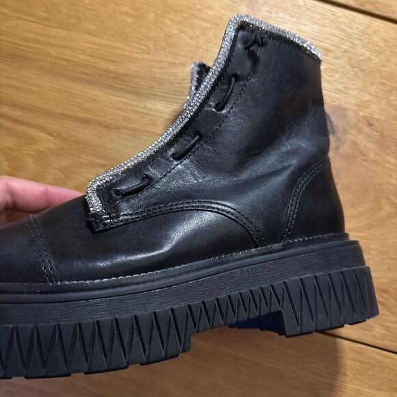 Schutz amirah black leather boots shimmer nwot 7.5 - Picture 8 of 10